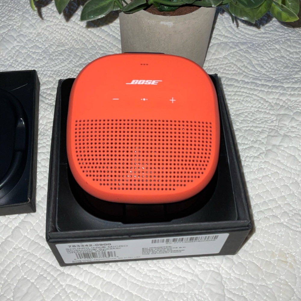 Bose Vibrant Orange Soundlink Bluetooth Speaker